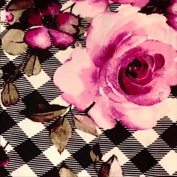 NWT TC LLR Pink Roses & B&W Plaid Leggings - Picture 6 of 6